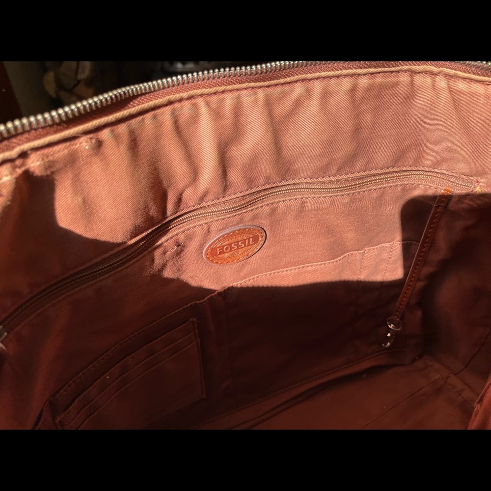 Fossil Leather purse - Picture 8 of 9
